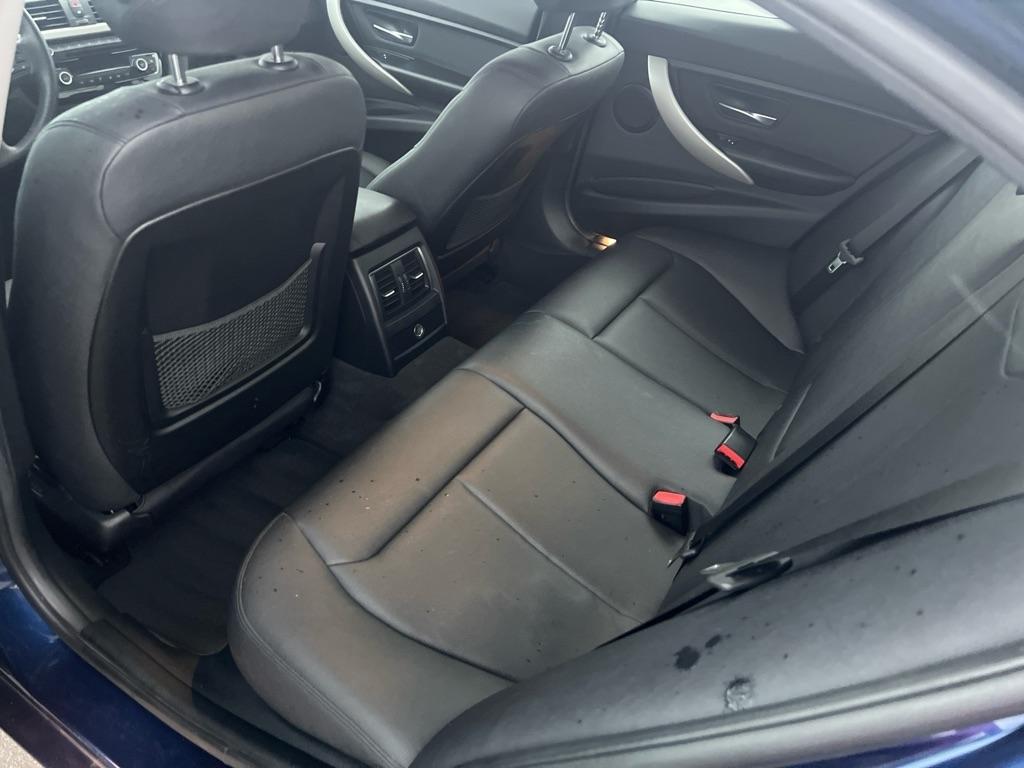 BMW 3-Series  2018