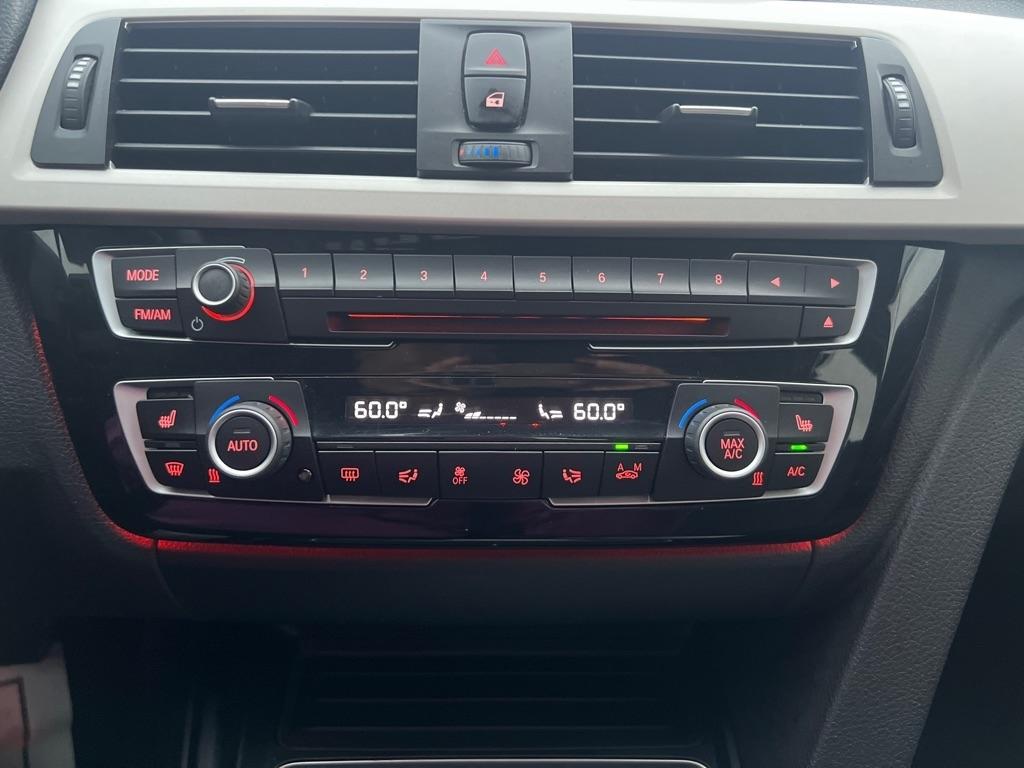 BMW 3-Series  2018
