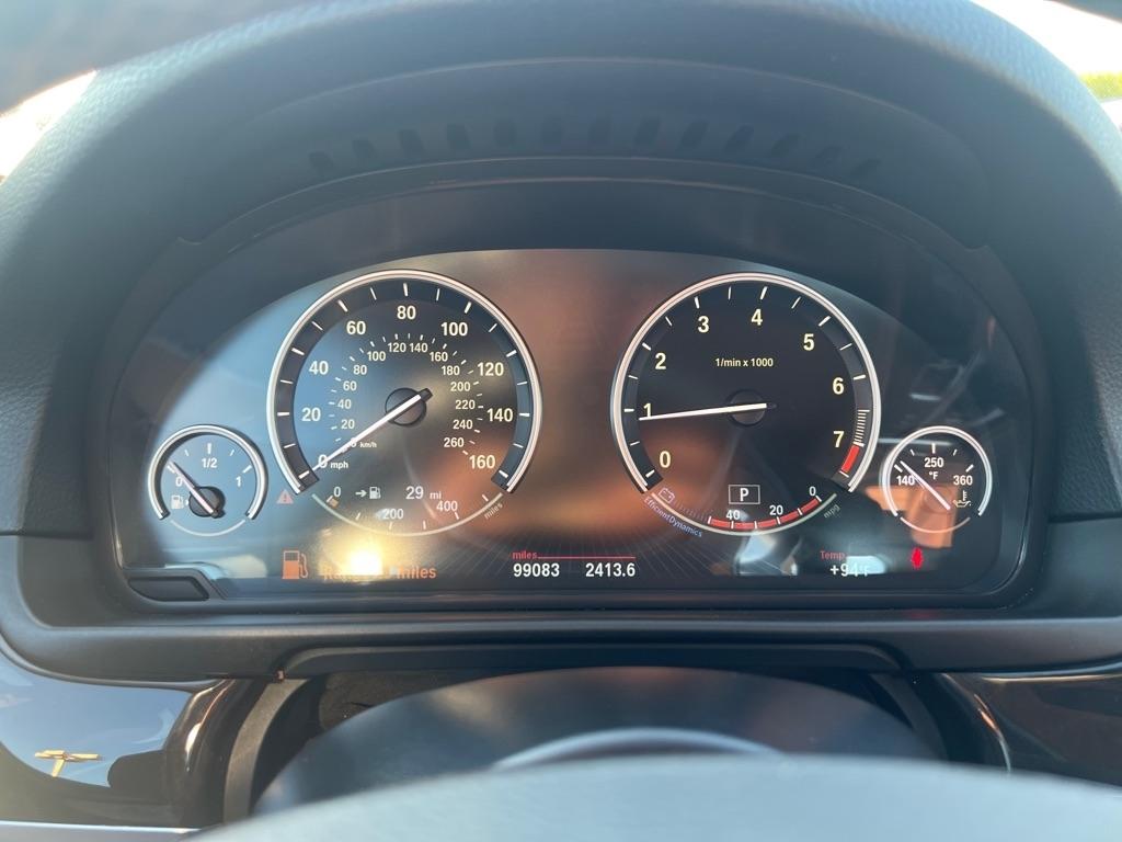 BMW 5-Series  2016