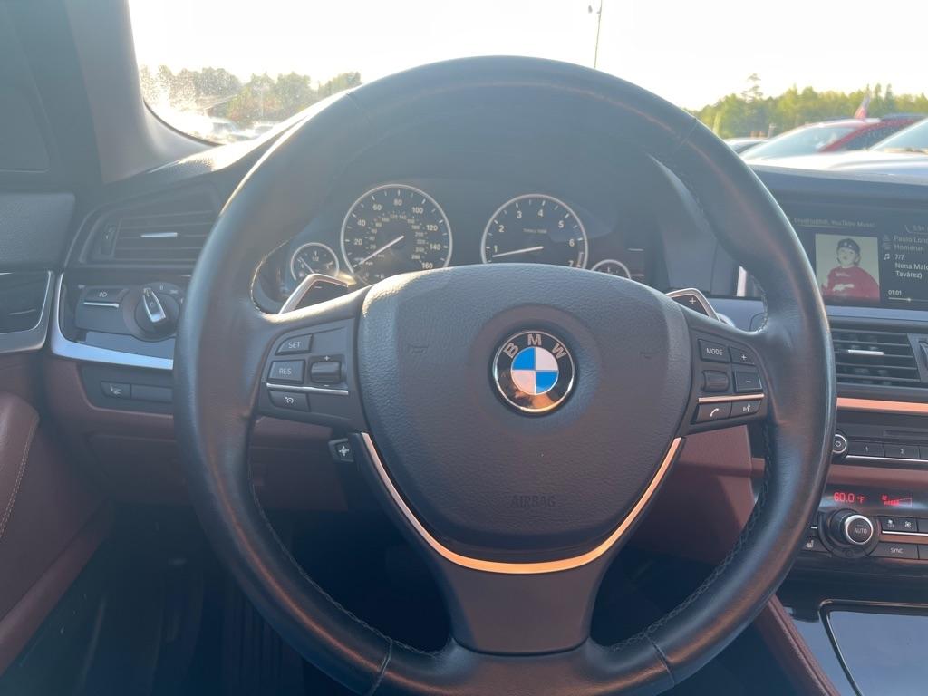 BMW 5-Series  2016