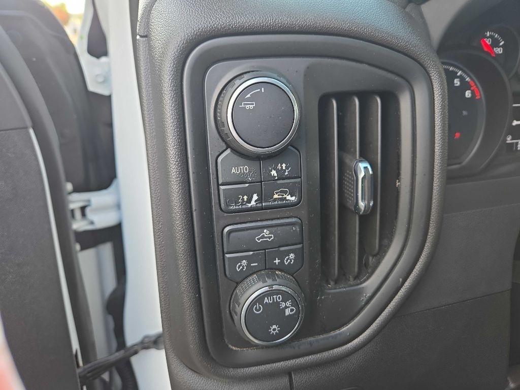 Chevrolet Silverado 1500  2023