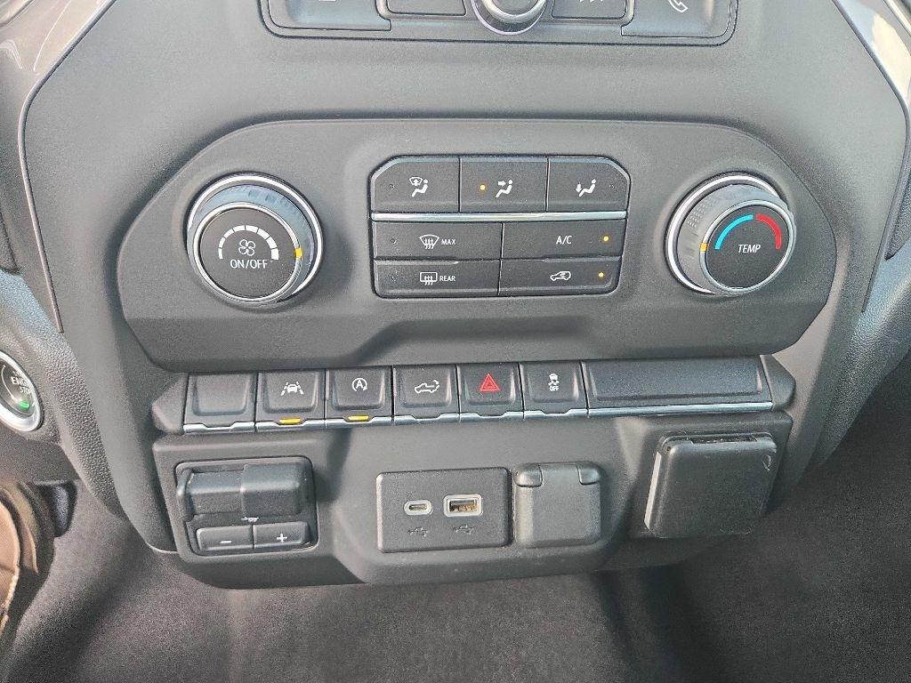 Chevrolet Silverado 1500  2023