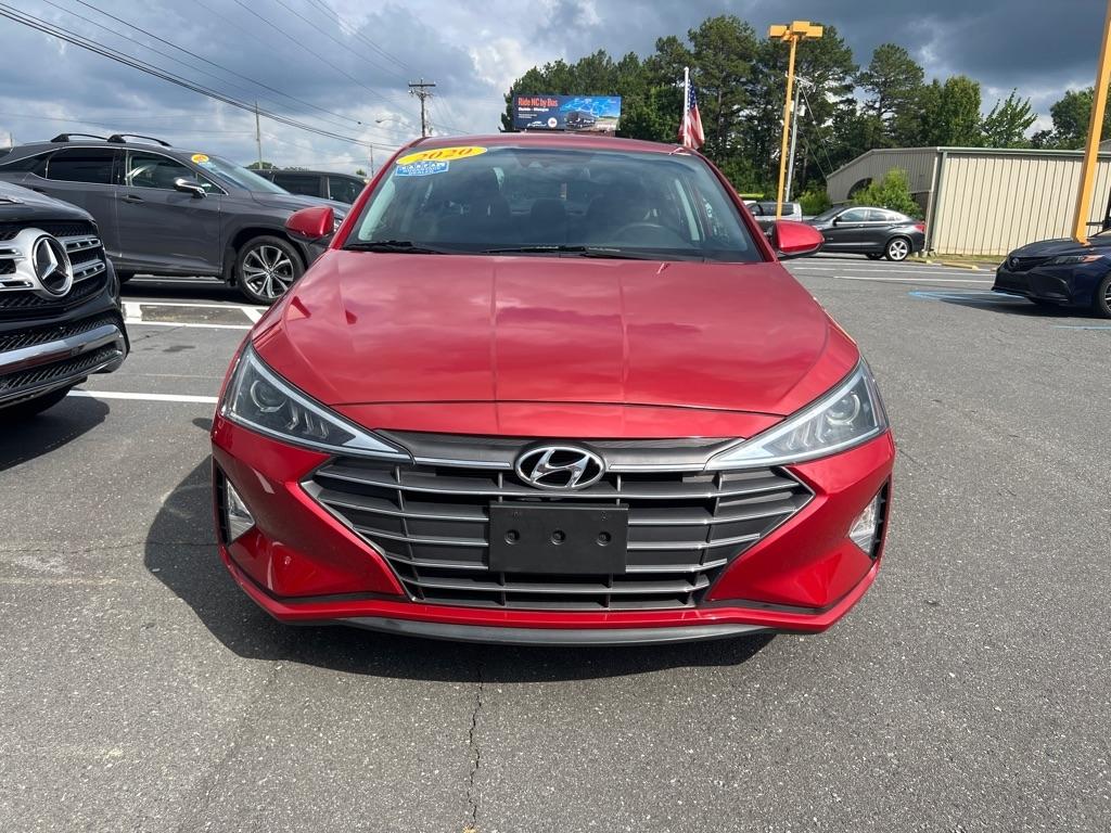 Hyundai Elantra  2020