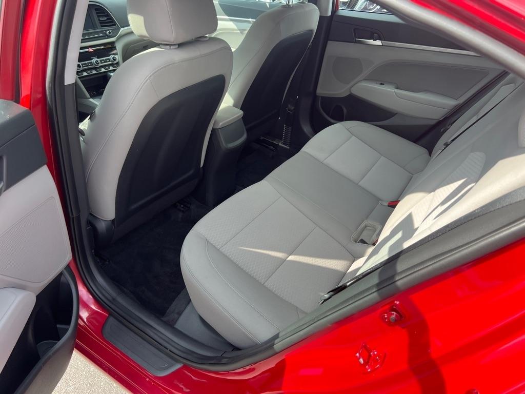Hyundai Elantra  2020