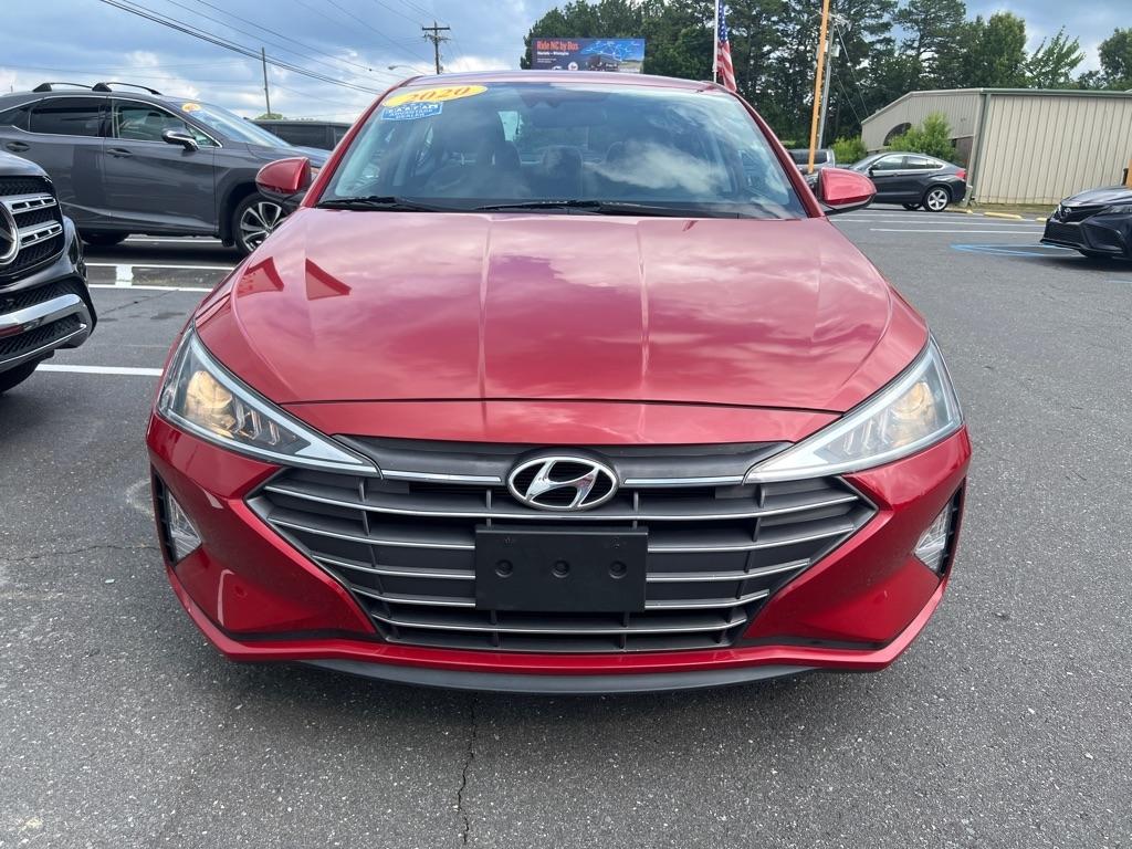 Hyundai Elantra  2020