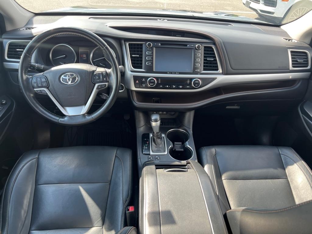 Toyota Highlander  2018