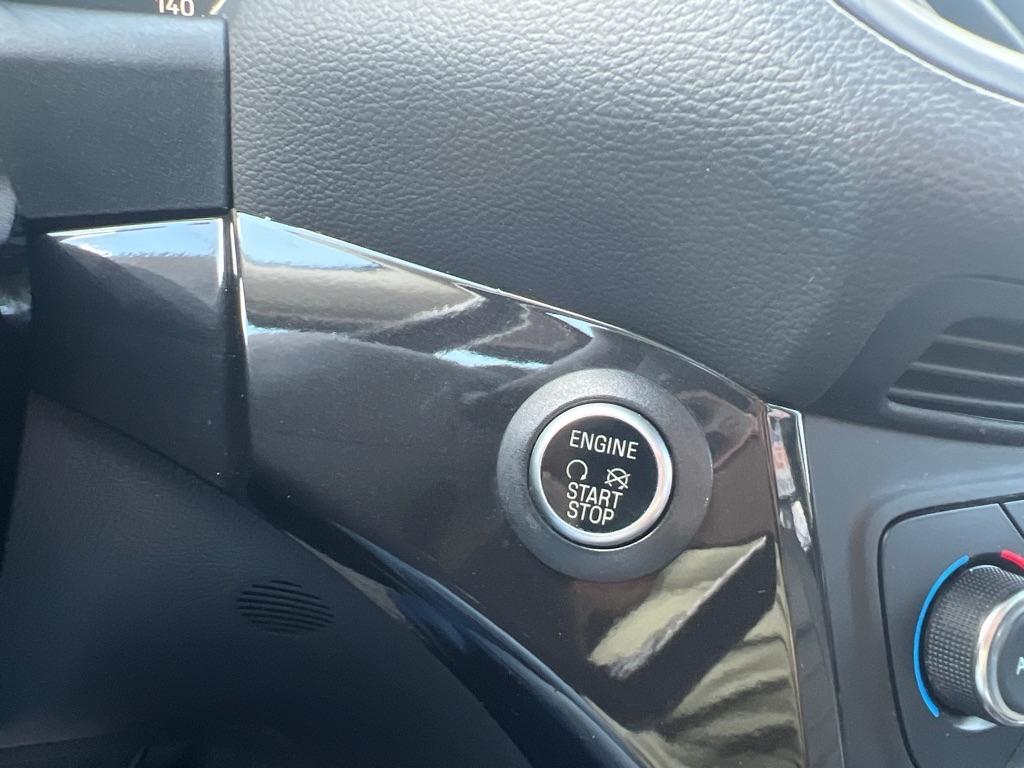 Ford Escape  2017