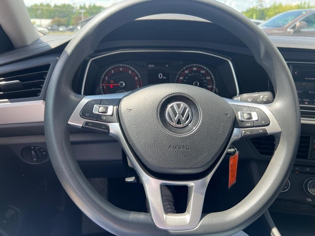Volkswagen Jetta  2019