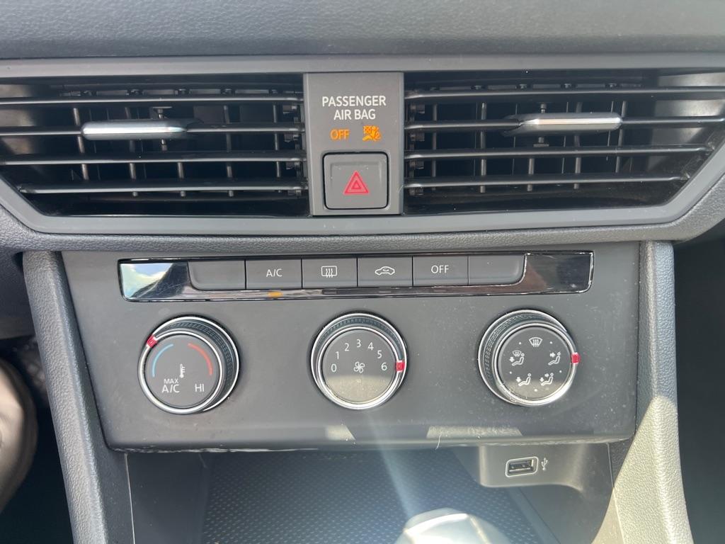 Volkswagen Jetta  2019