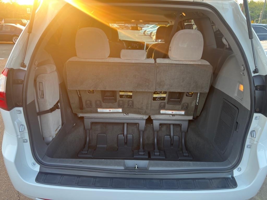 Toyota Sienna  2017