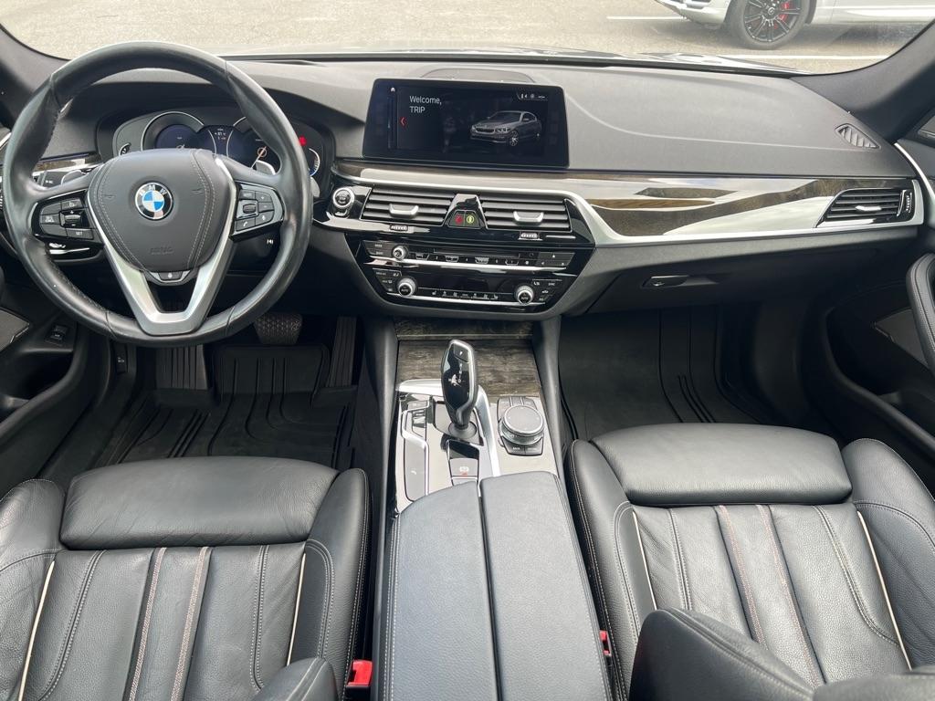 BMW 5-Series  2018
