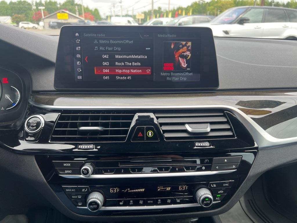BMW 5-Series  2018