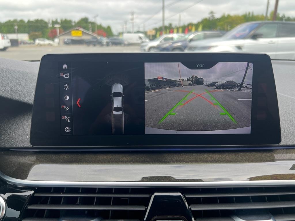 BMW 5-Series  2018