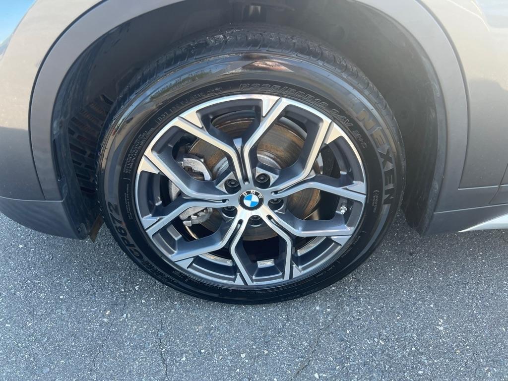 BMW X1  2021