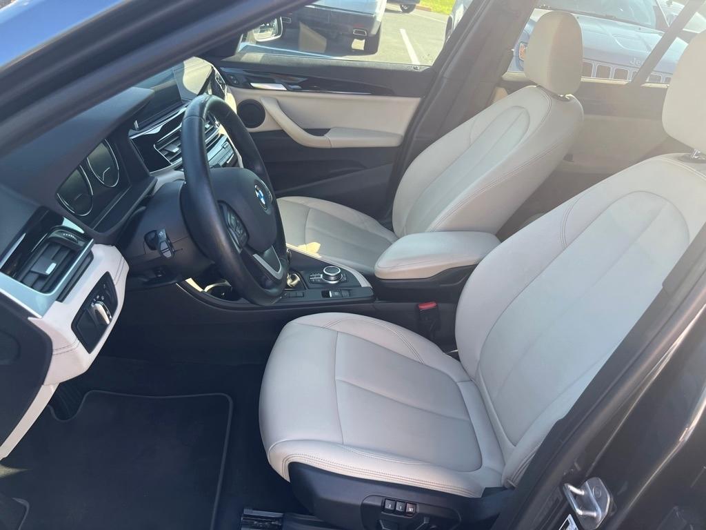BMW X1  2021