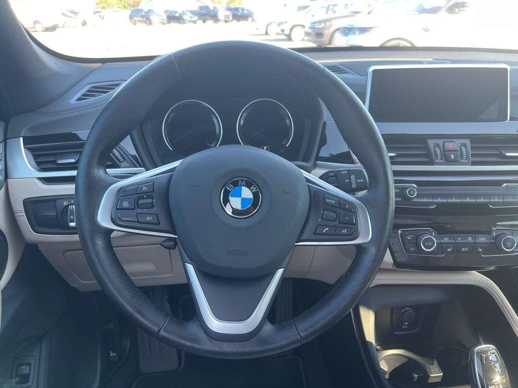 BMW X1  2021