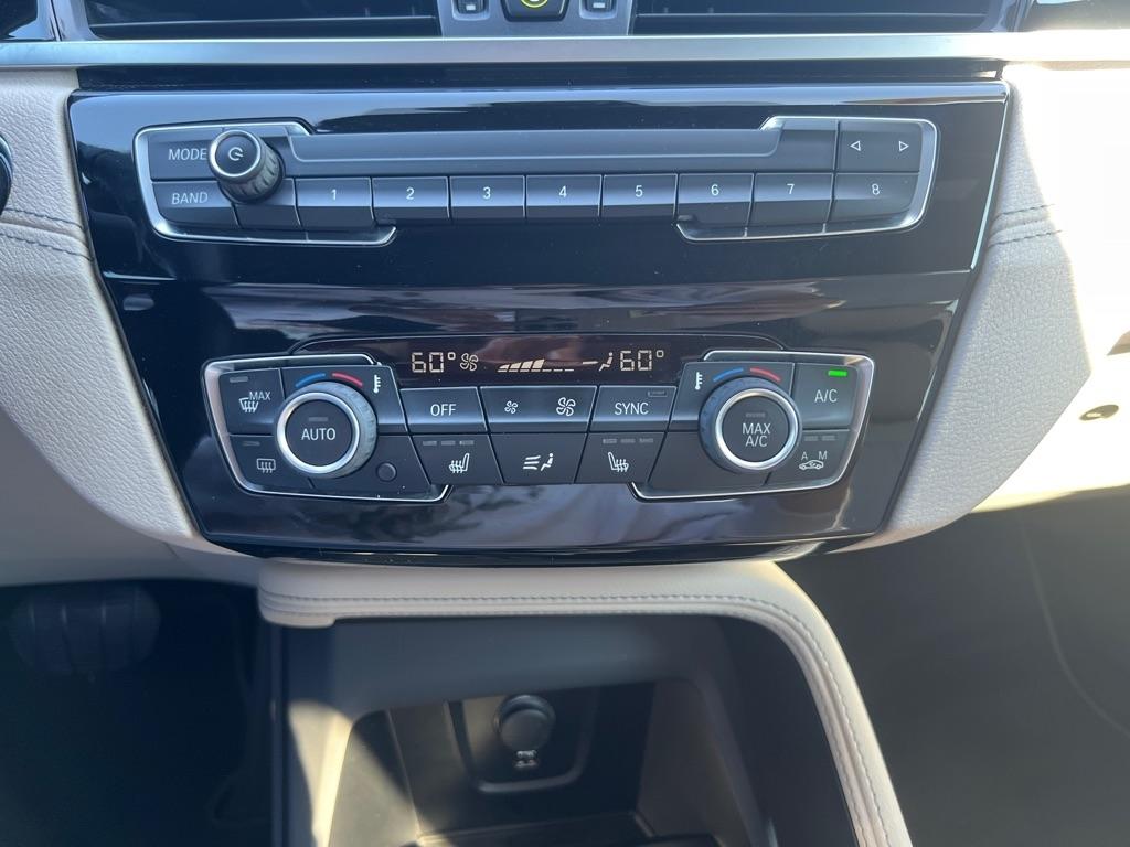BMW X1  2021