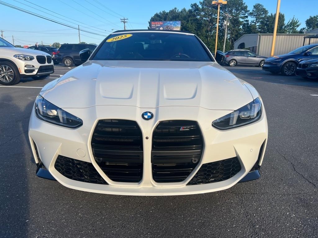BMW M4  2025