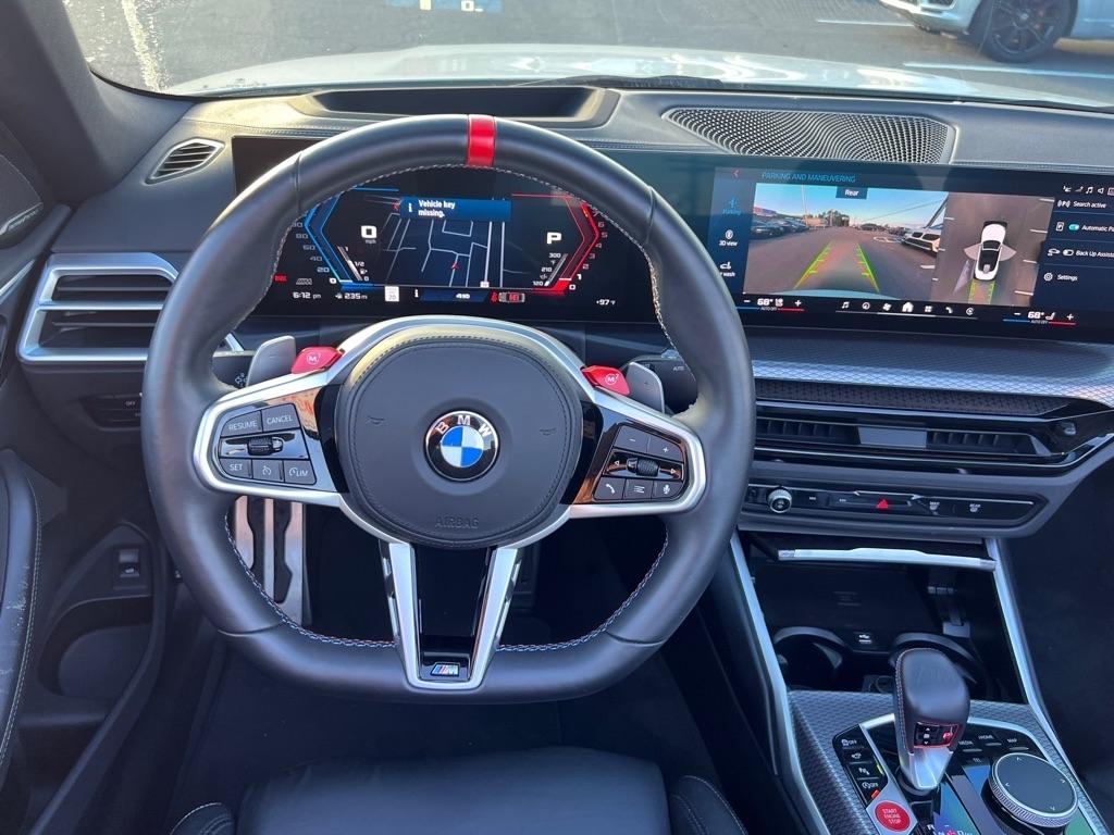 BMW M4  2025