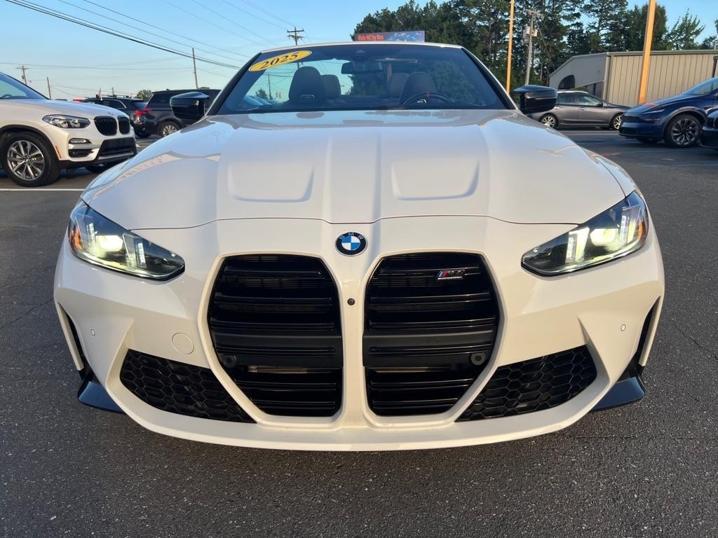 BMW M4  2025