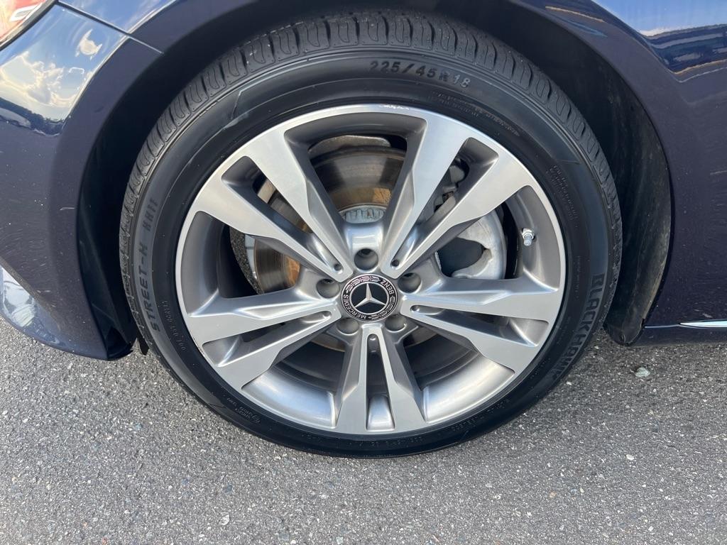 Mercedes-Benz C-Class  2020