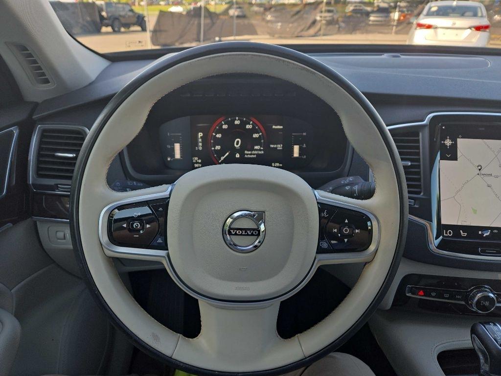 Volvo XC90  2019