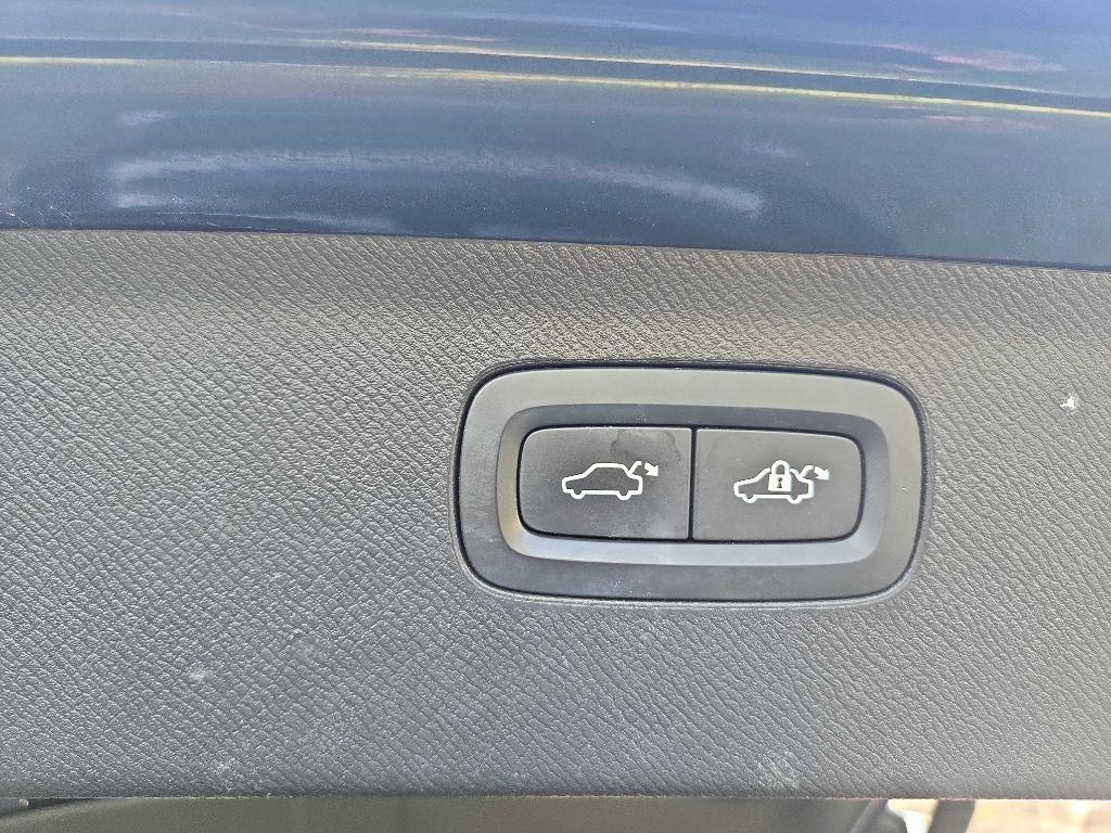 Volvo XC90  2019