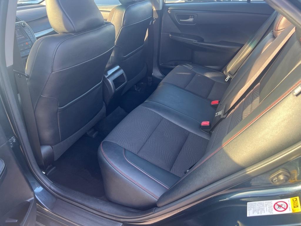 Toyota Camry  2017