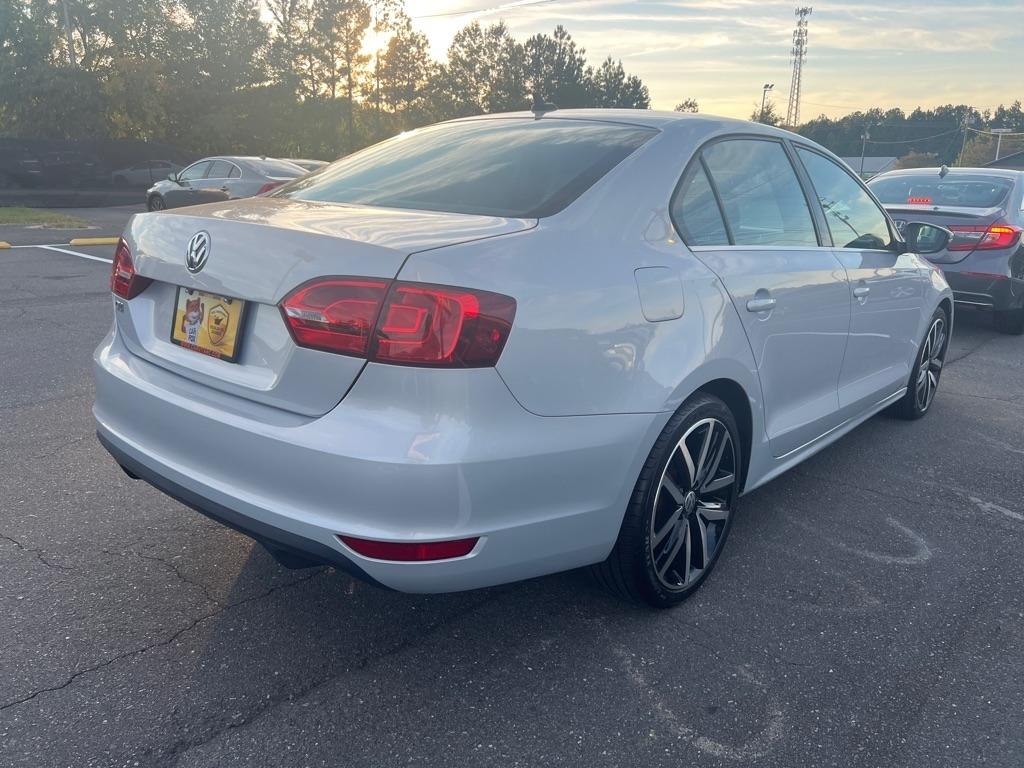 Volkswagen Jetta  2013