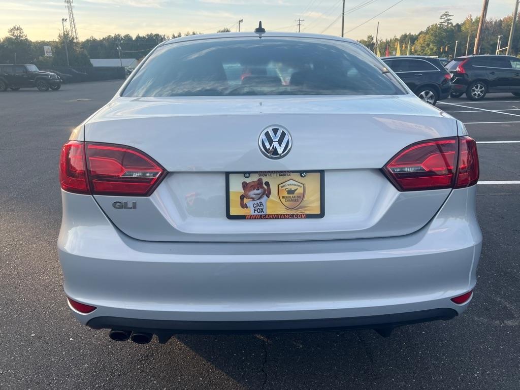 Volkswagen Jetta  2013
