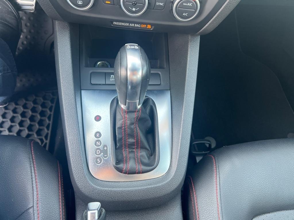 Volkswagen Jetta  2013