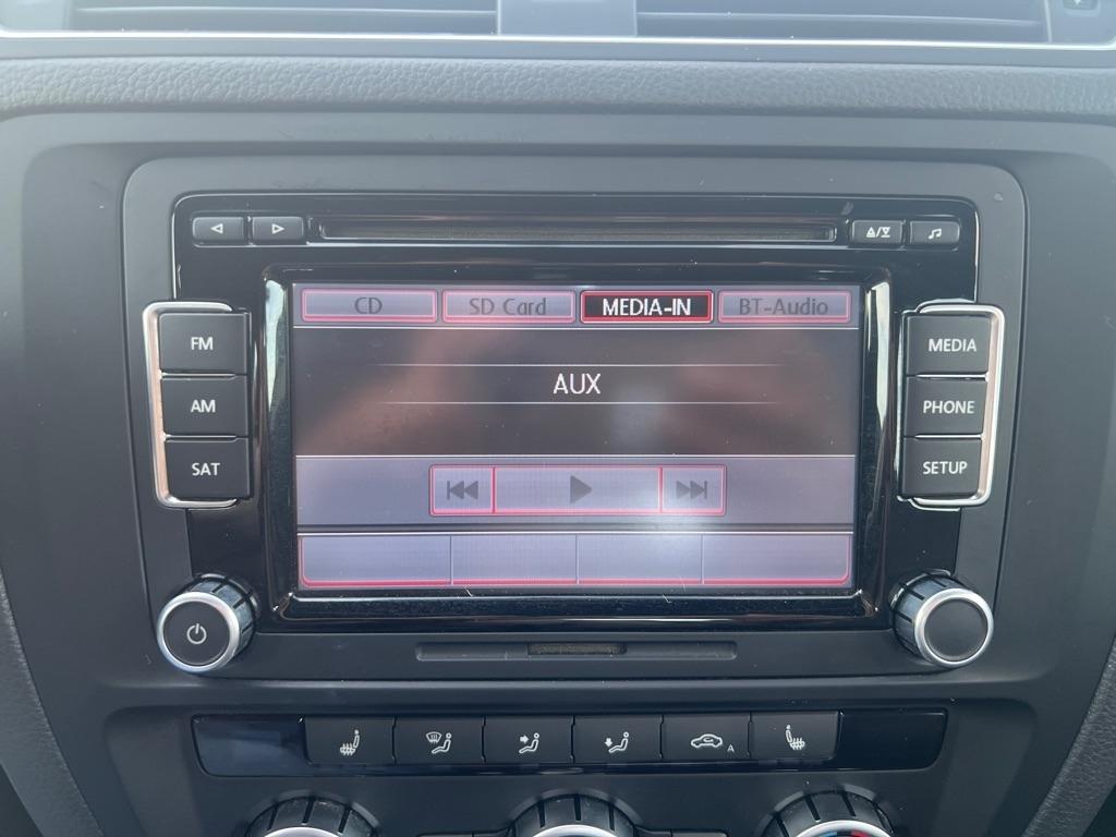 Volkswagen Jetta  2013