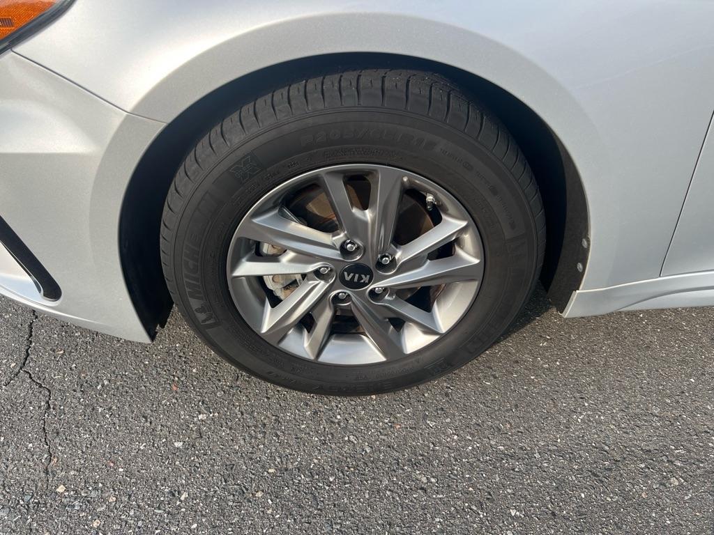 Kia Optima  2019