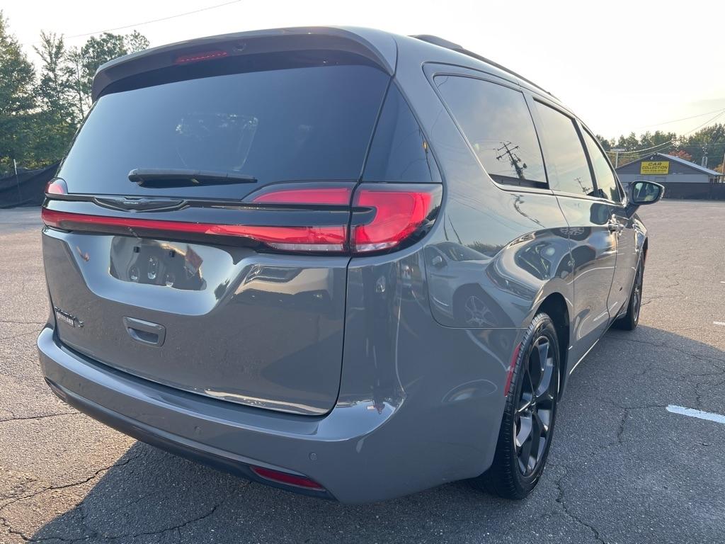 Chrysler Pacifica  2021