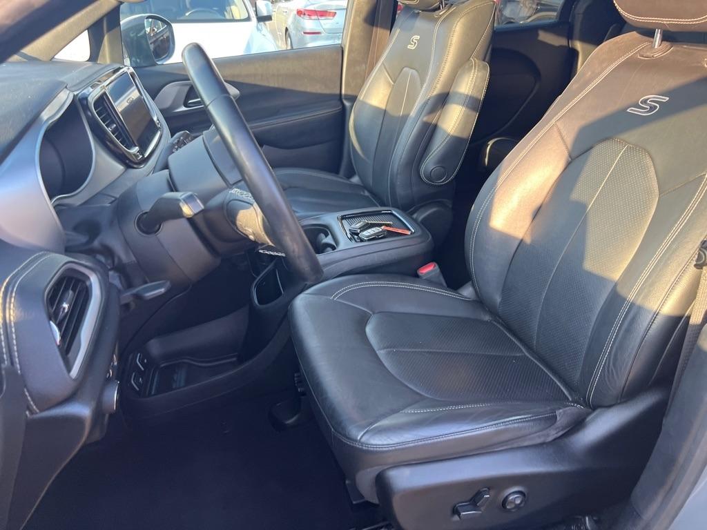 Chrysler Pacifica  2021