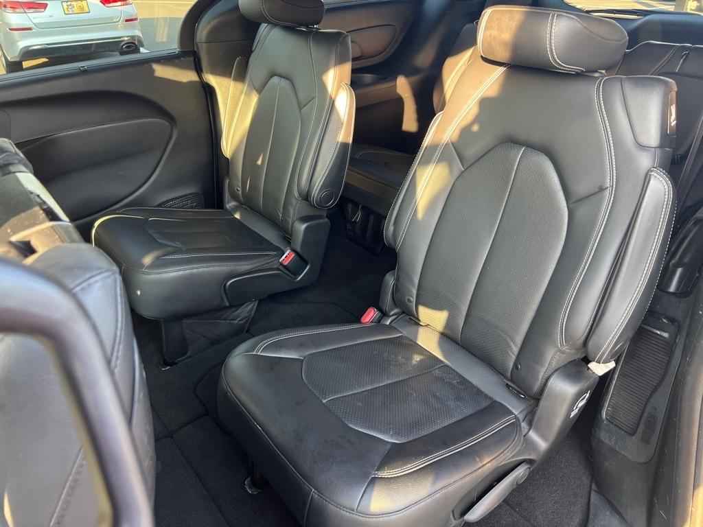 Chrysler Pacifica  2021