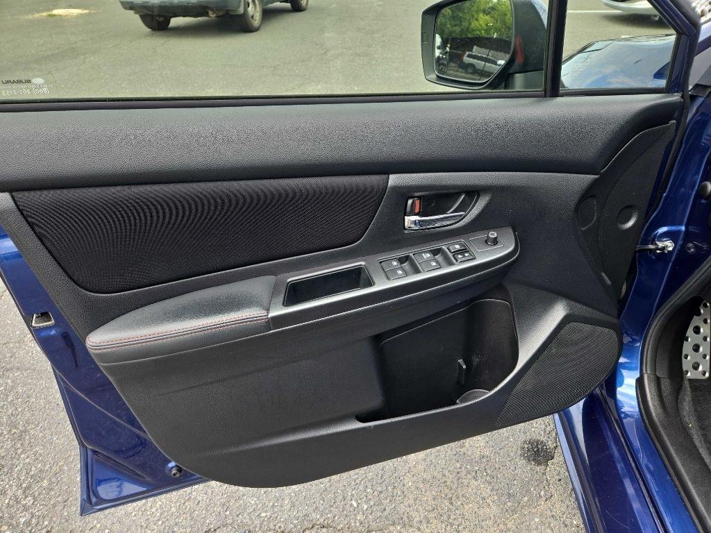 Subaru WRX photo 9