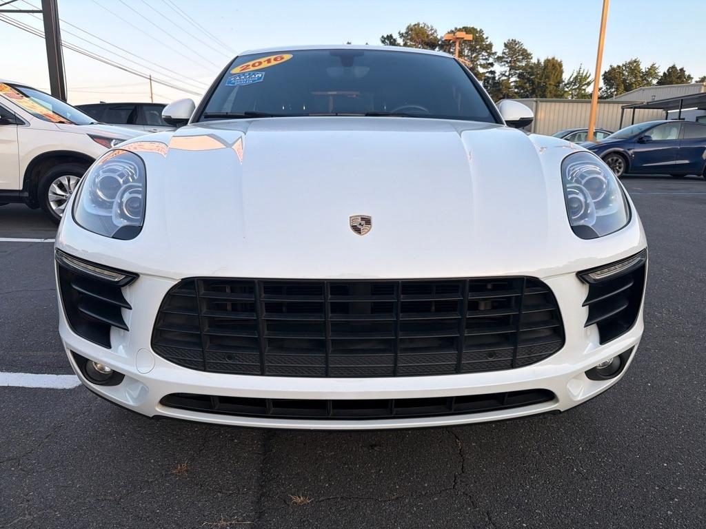 Porsche Macan  2016