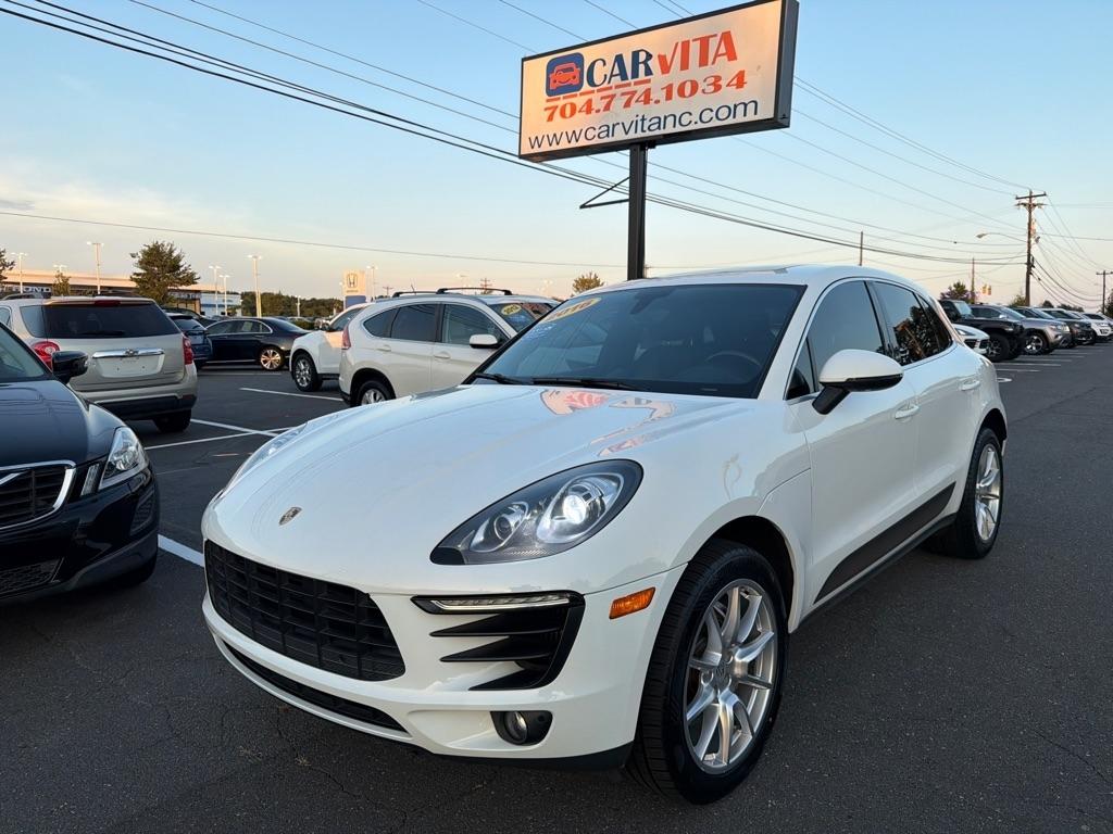 Porsche Macan  2016