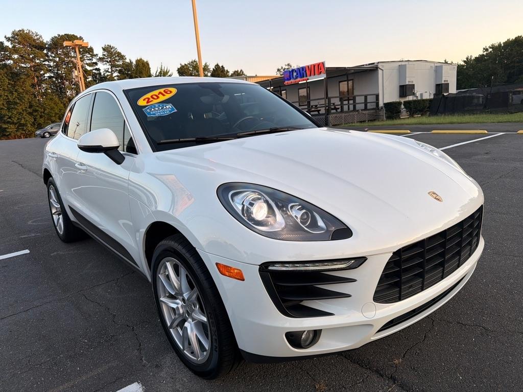 Porsche Macan  2016