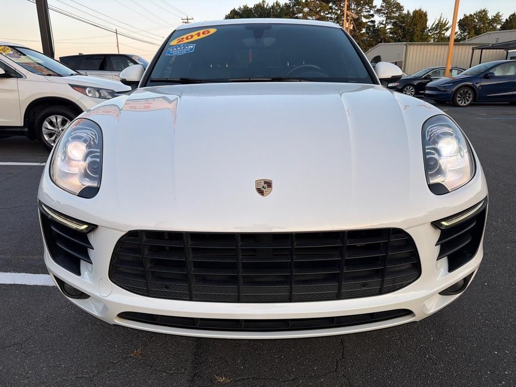 Porsche Macan  2016