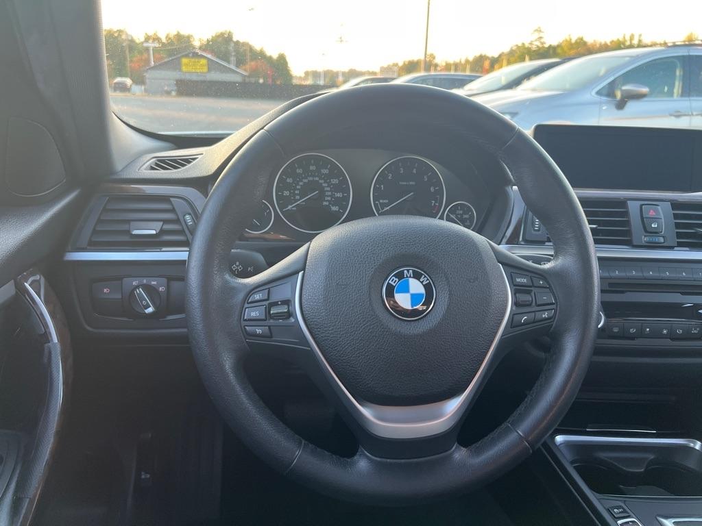 BMW 3-Series  2015