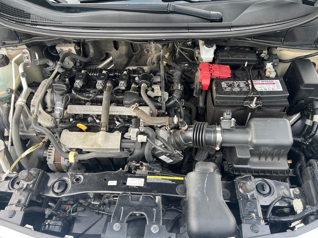 Nissan Versa  2021