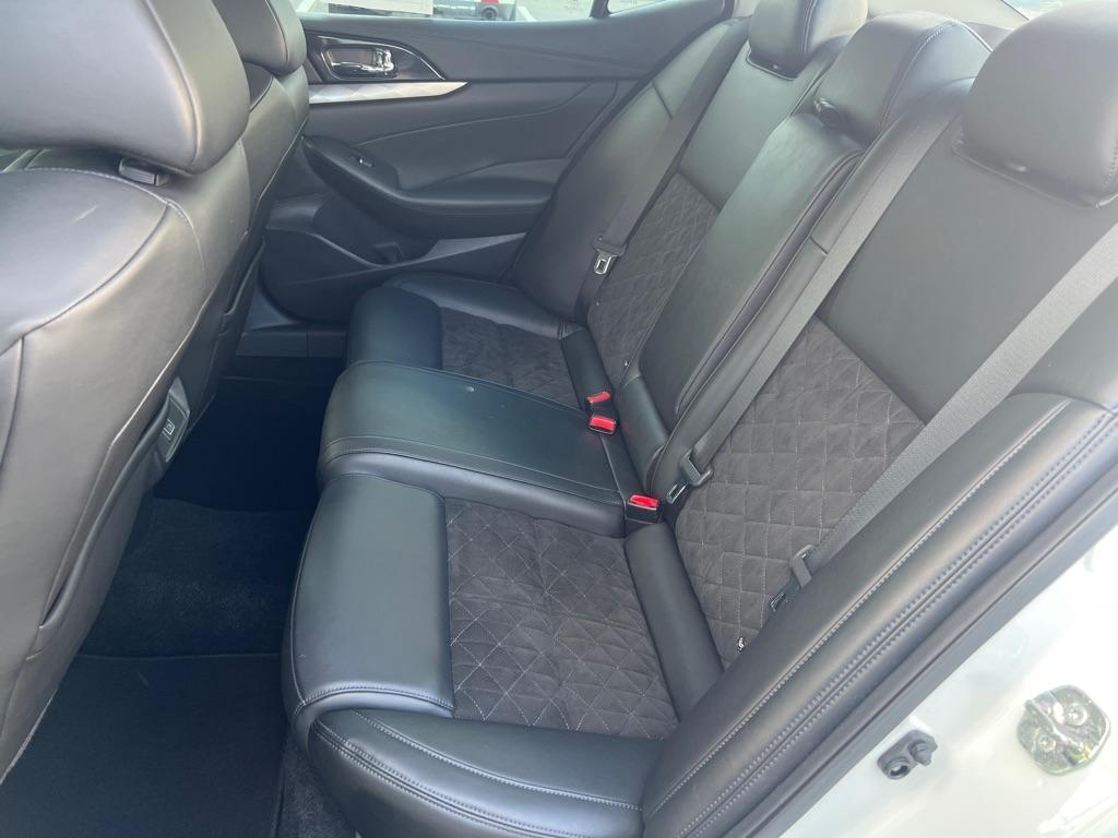 Nissan Maxima  2018