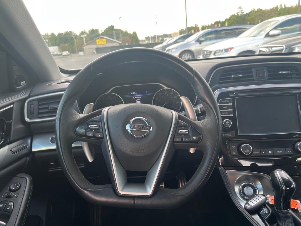 Nissan Maxima  2018