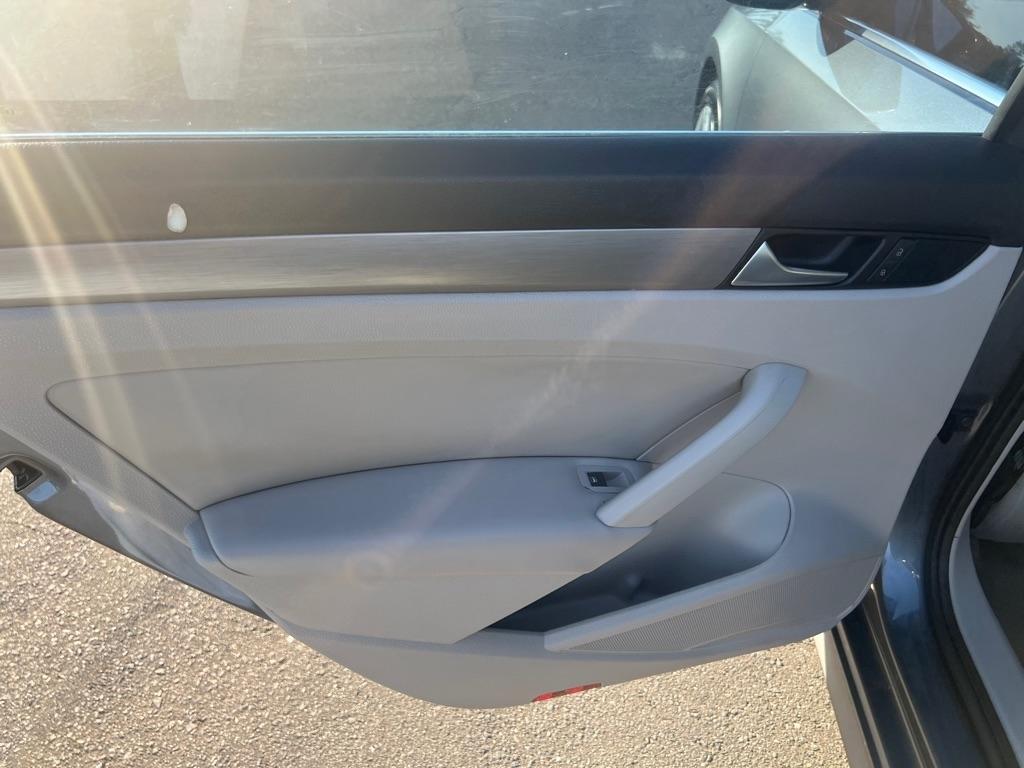 Volkswagen Passat  2015