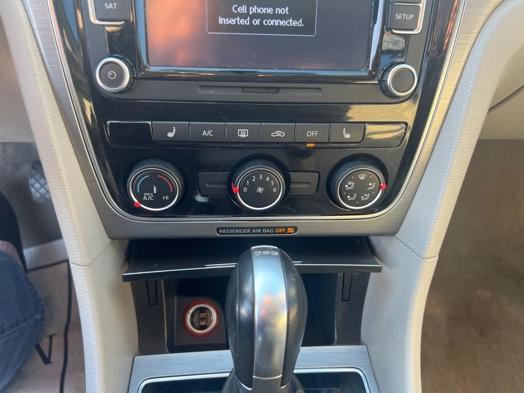 Volkswagen Passat  2015