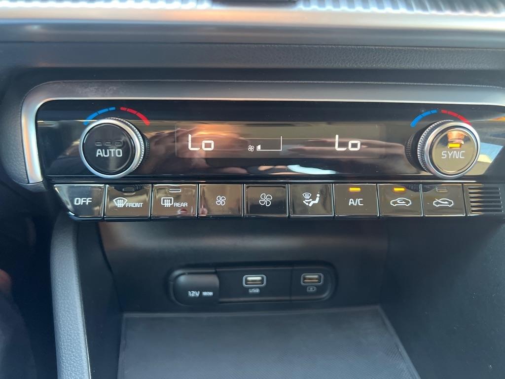 Kia K5  2021