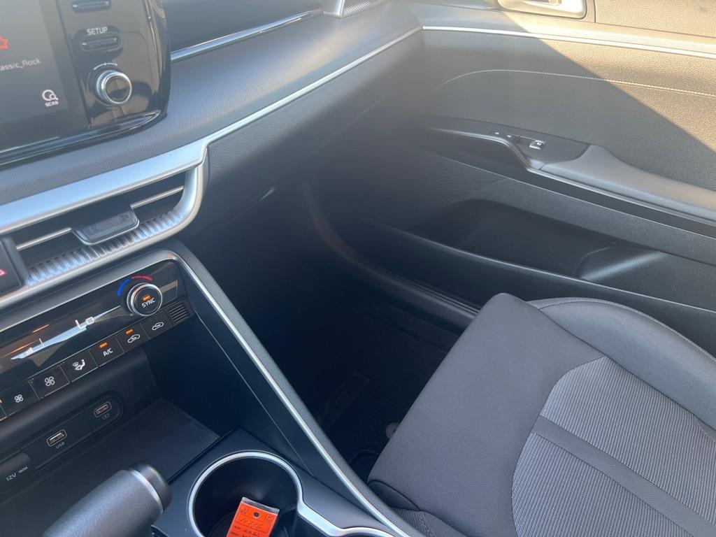 Kia K5  2021