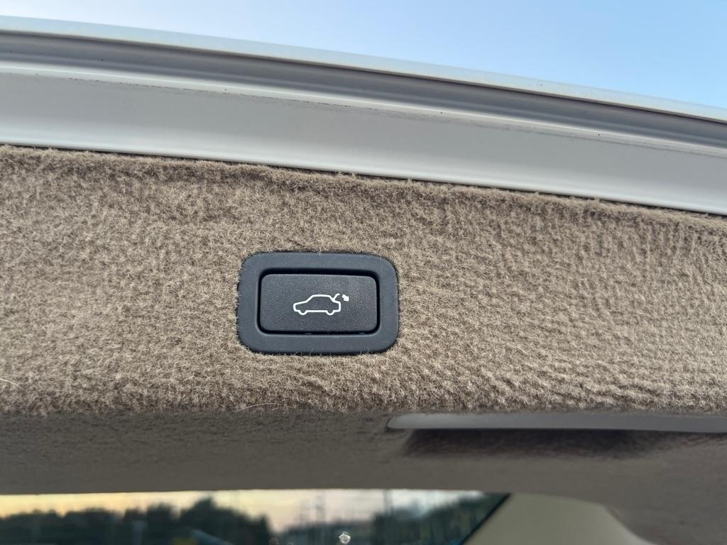 Volvo XC70  2015